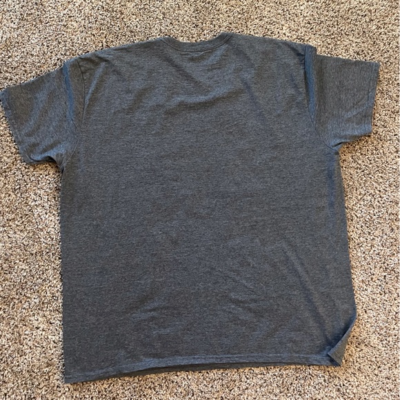 Story Threads Graphic T-Shirt- Size 2X - Picture 2 of 3